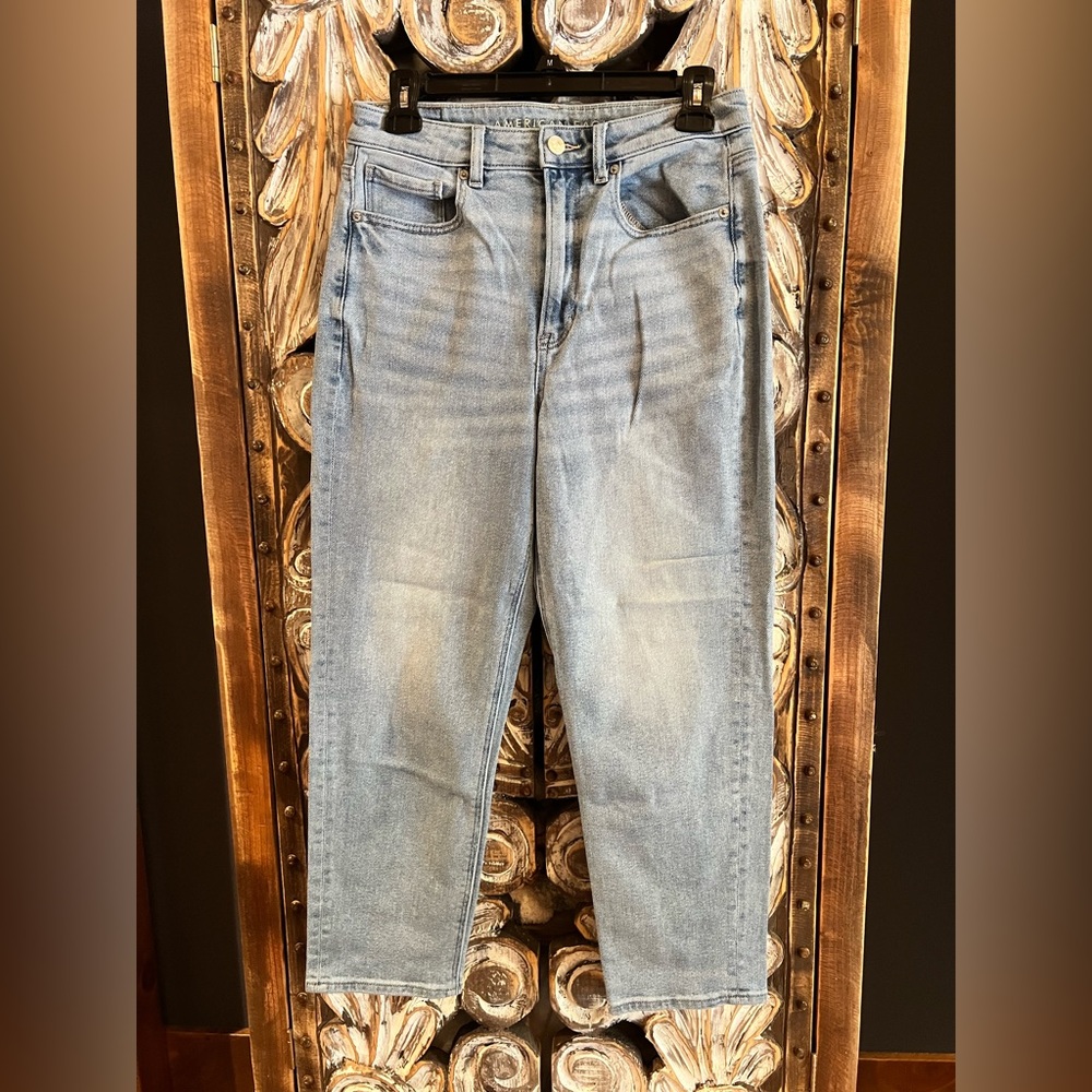 American Eagle Mom Stretch Jeans